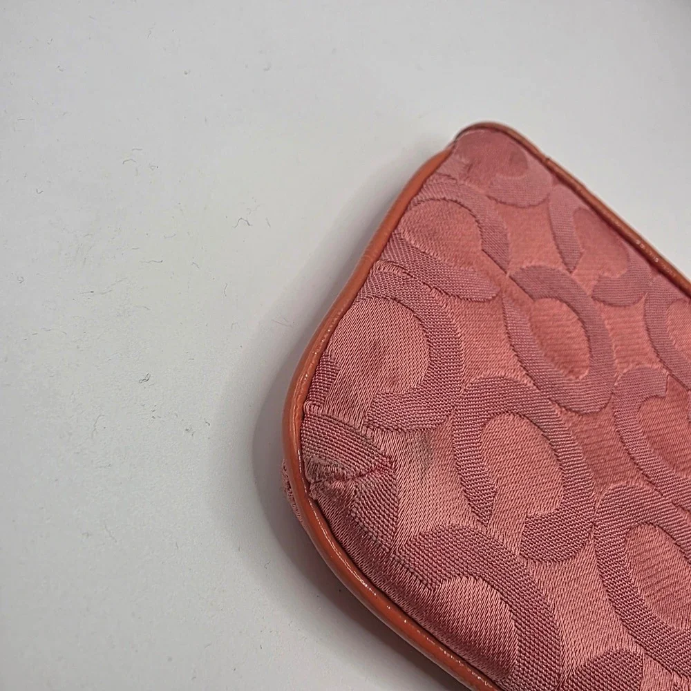Coach Signature C Jacquard Wristlet Coral Pink Patent Leather Trim Gold Logo